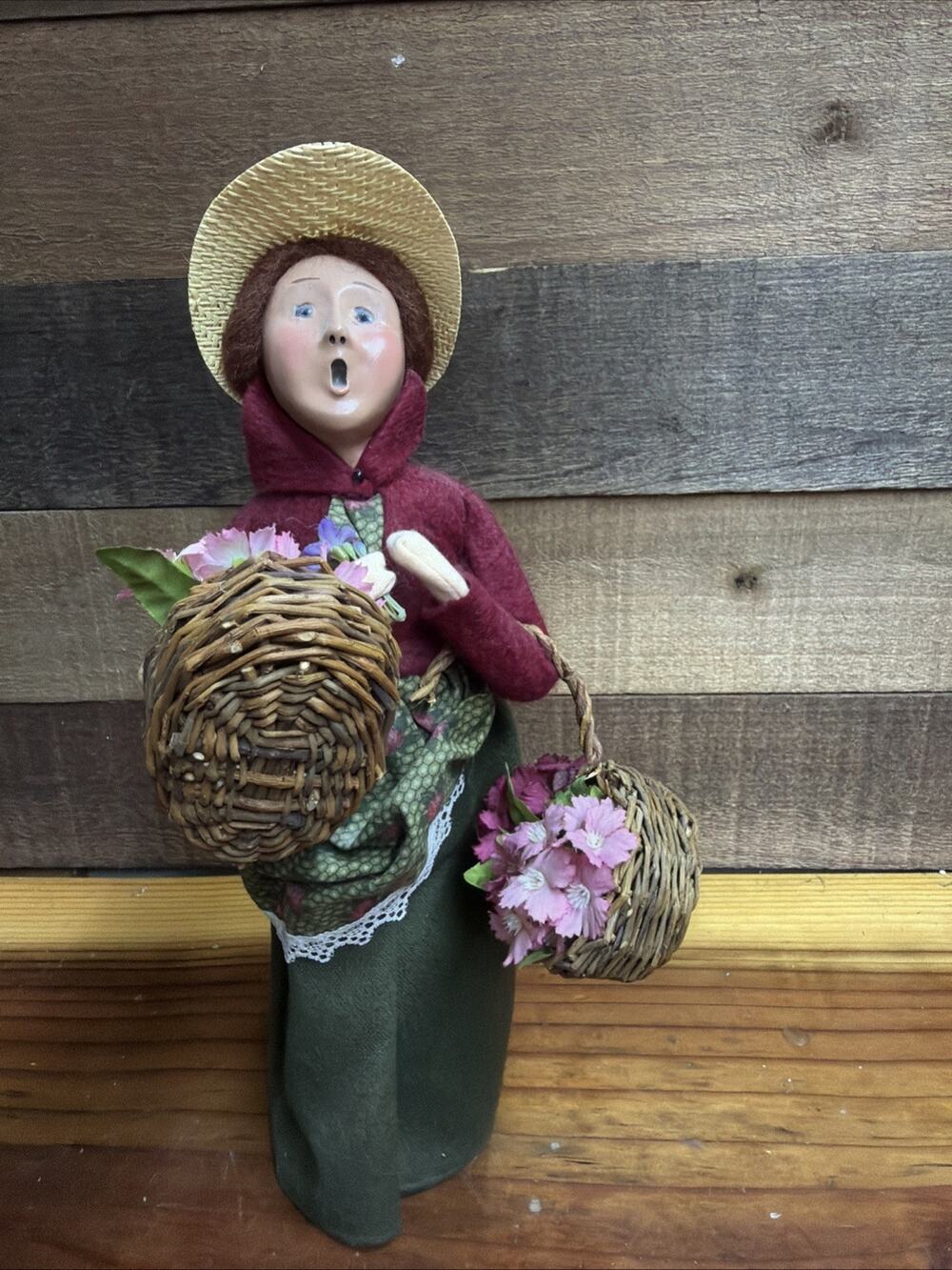 Byers Choice Caroler "Lady With Flower Baskets" Cries Of London Series 1994
